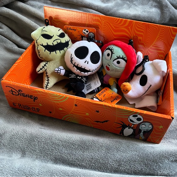 Disney The Nightmare before Christmas small plush keychains with tray NWT - Picture 2 of 7